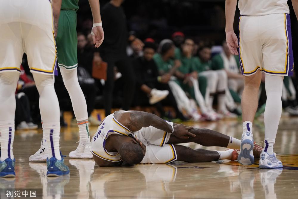 依然不容小 依然不容小