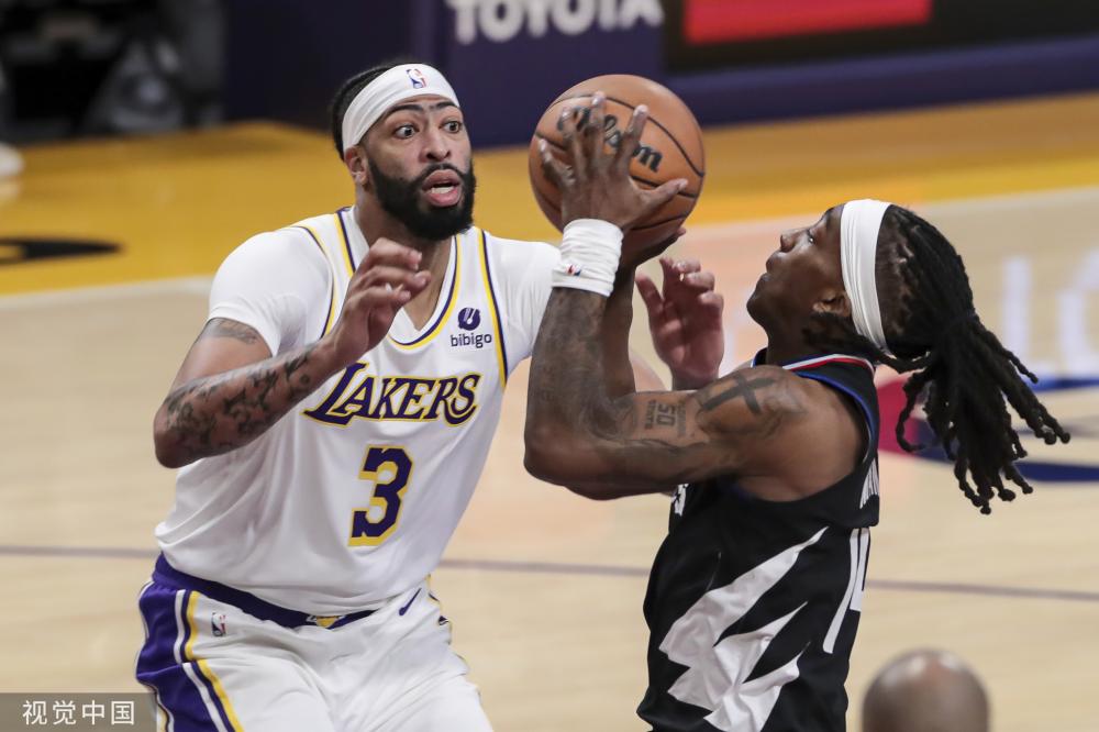 在一个具体 在一个具体